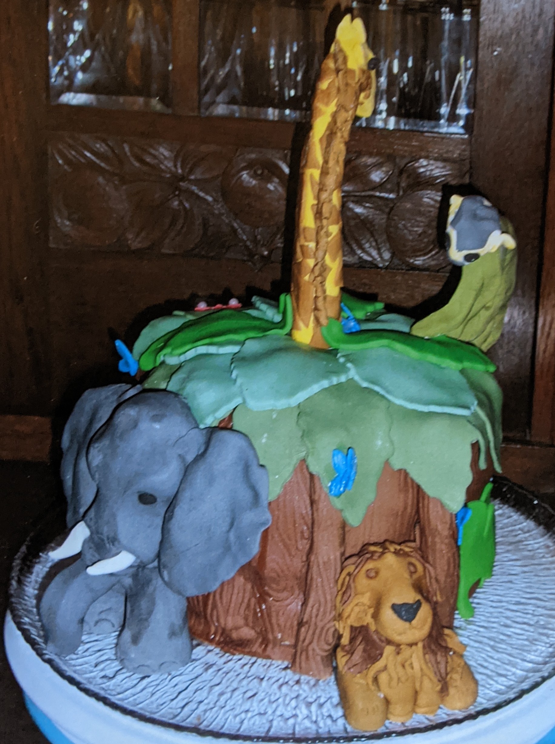 fondant djungle cake