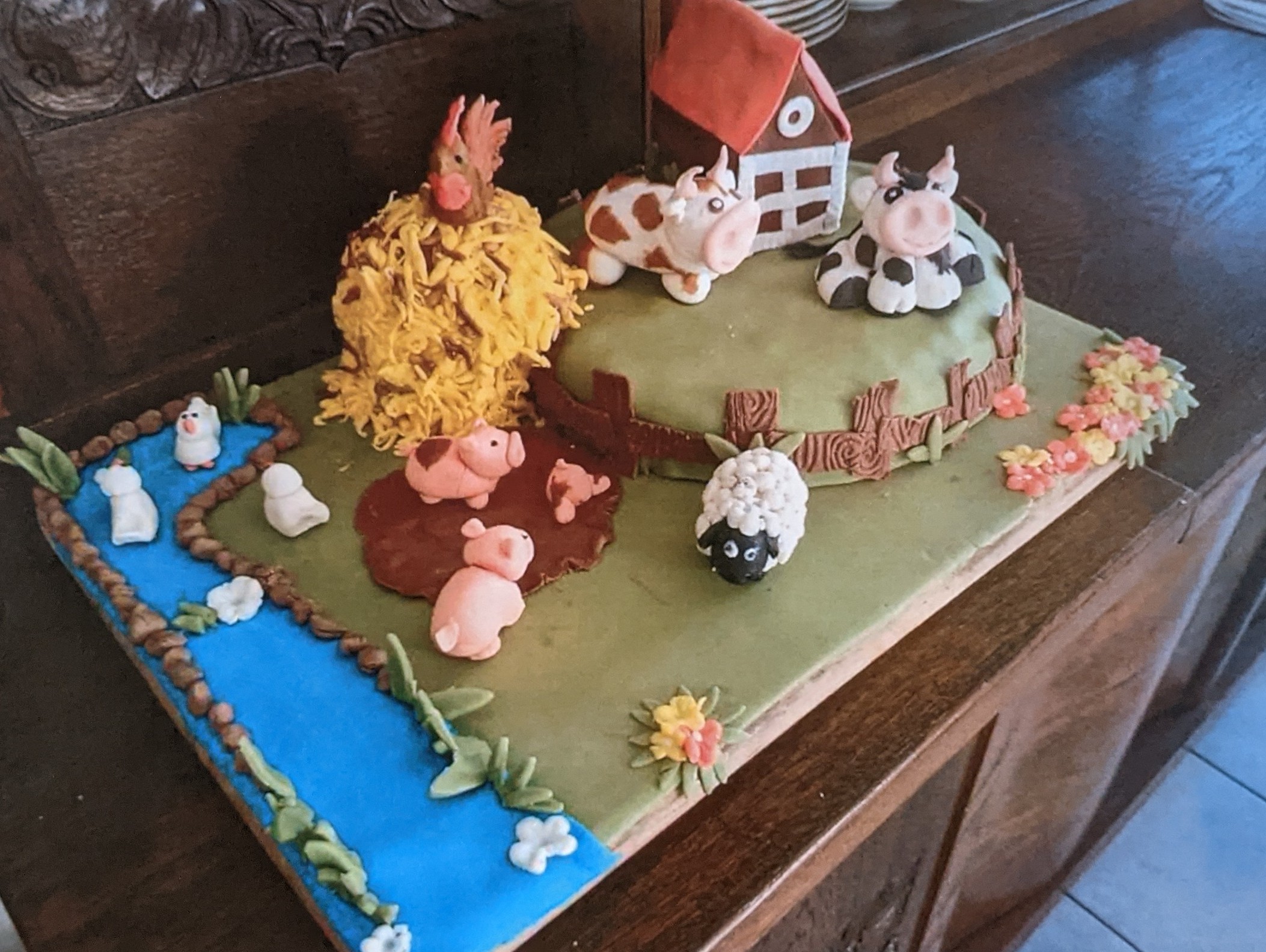 image of a fondant farm cake